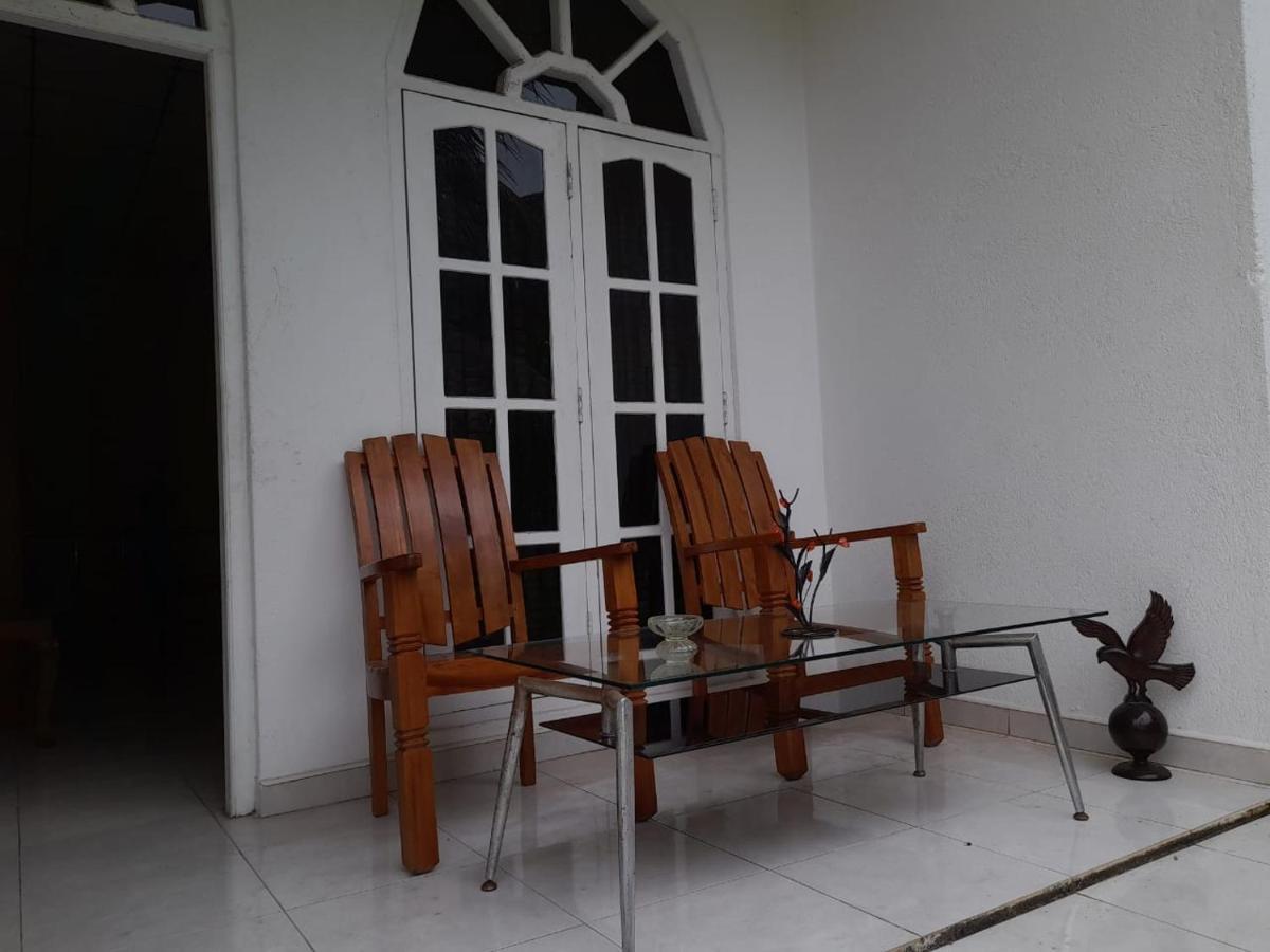 Hellen Homestay Negombo Exteriör bild