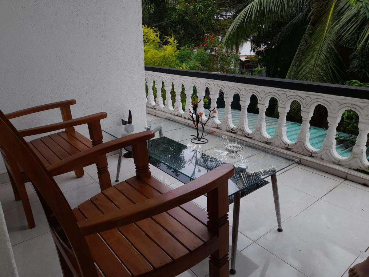 Hellen Homestay Negombo Exteriör bild